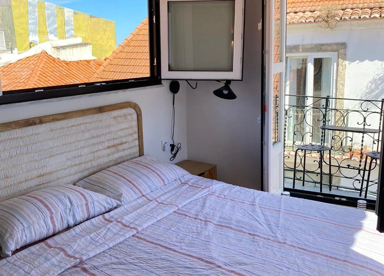 Duplex T2 Em Alfama Apartment Lisbon