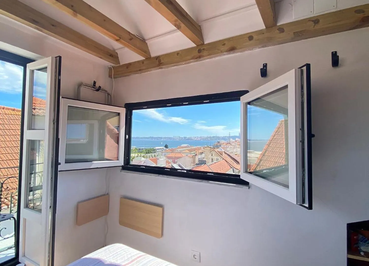Duplex T2 Em Alfama Apartment Lisbon